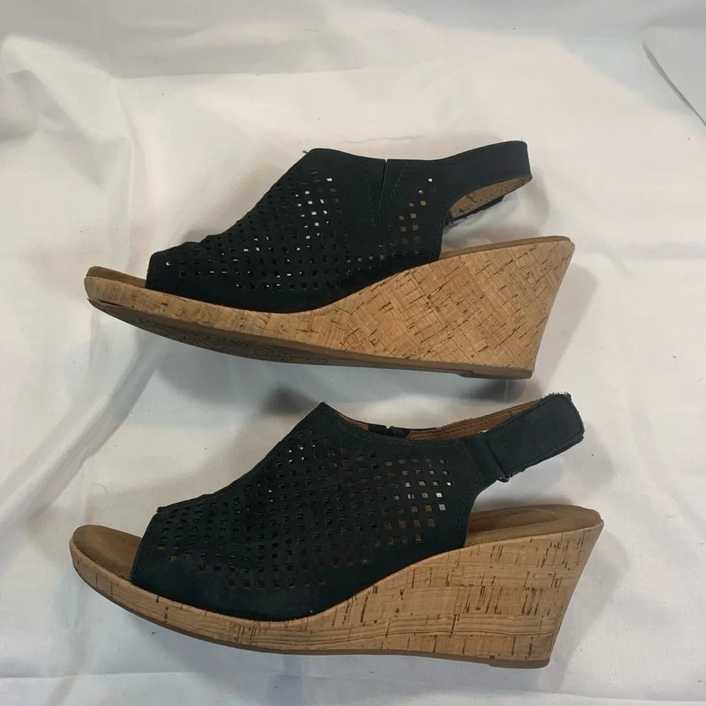 Rockport “tru365 comfort” Floating Wedge Sandals.